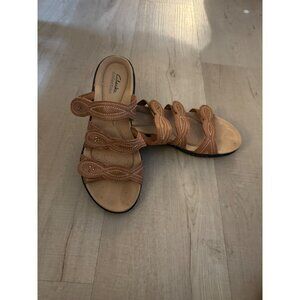 Clarks  Laurieann Ayla Tan Leather Adjustable Strap Sandals Size 8.5